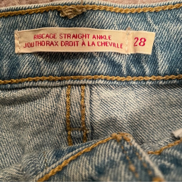 Levi’s Ribcage Straight Ankle Jeans Women’s Size 28 - Picture 9 of 15